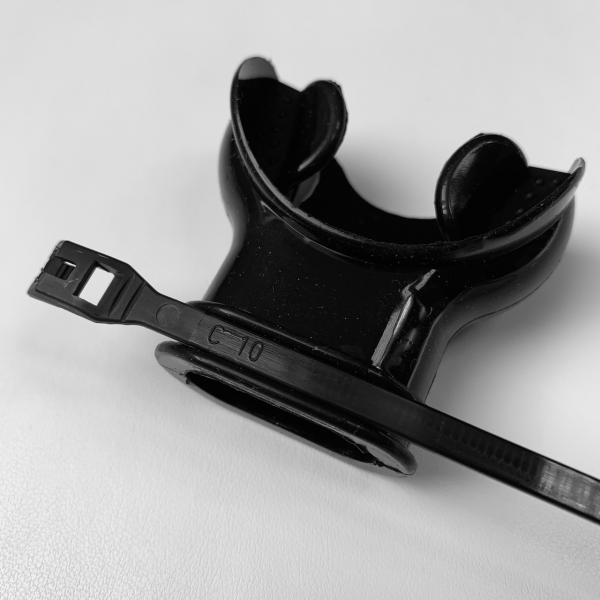 Kabelbinder für Mundstücke - extra flach Kabelbinder für Mundstücke - extra flach