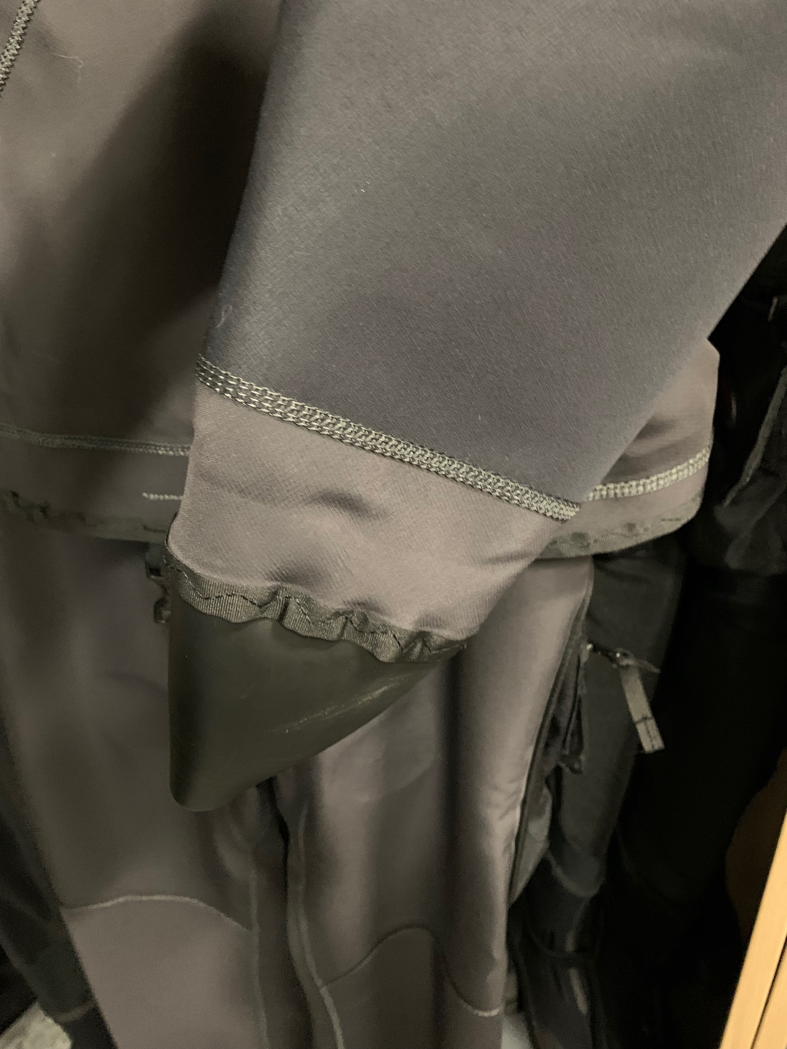 Wahloption der Armmanschette für den neuen Rofos RS X / RS 450 / RS 360 Trockentauchanzug