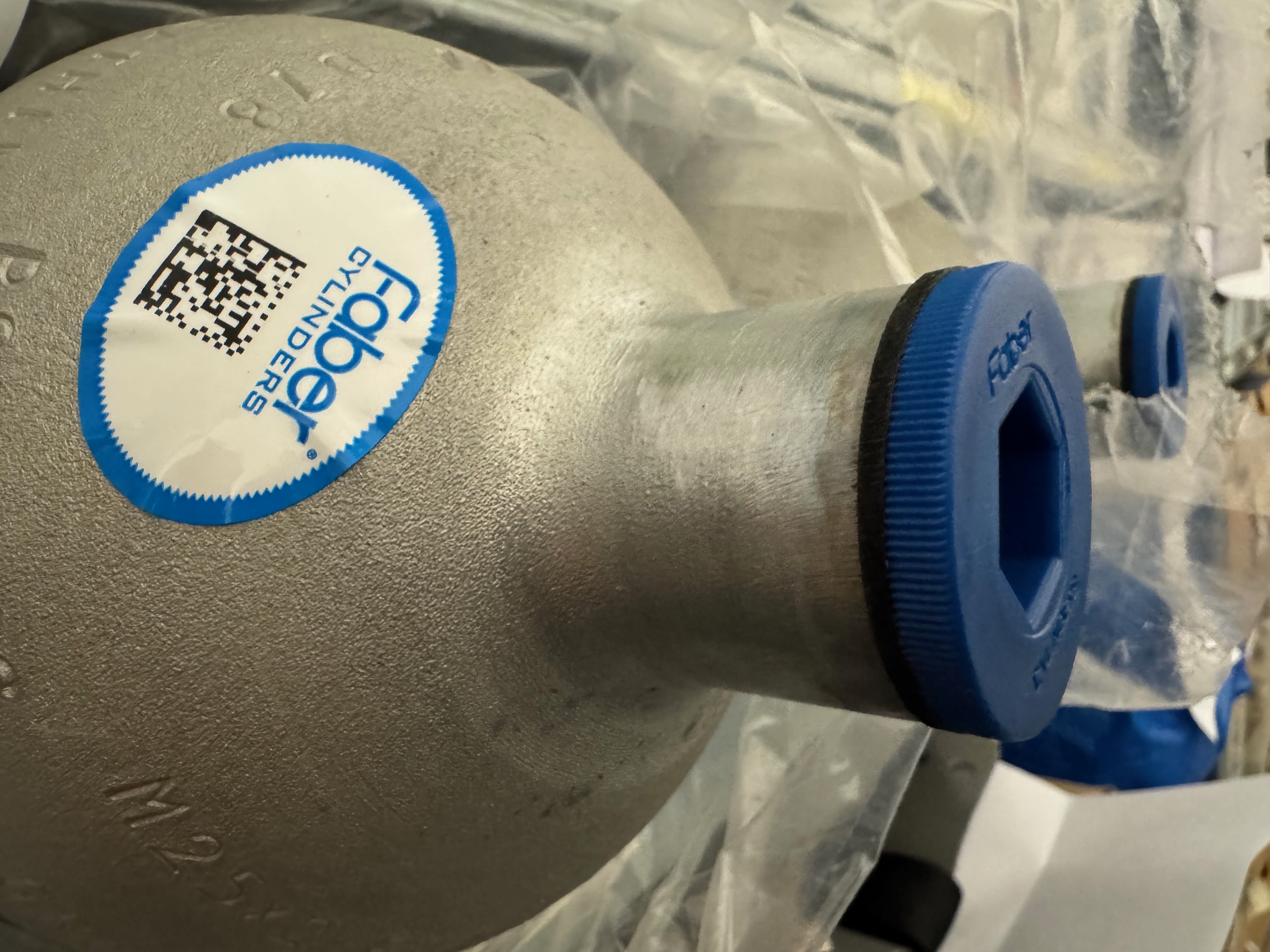 Faber 7l / 232 bar Flaschenkörper "Hot Dipped" Faber 7l / 232 bar Flaschenkörper "Hot Dipped"